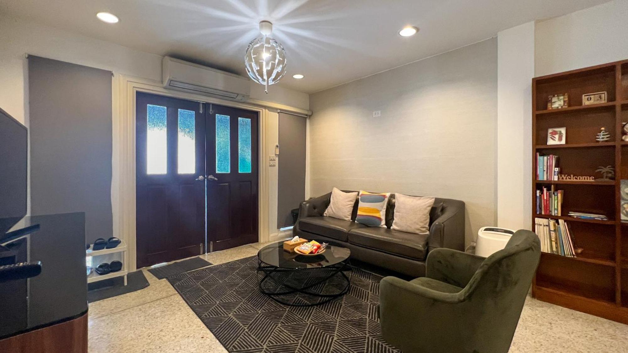 Neveu Premier Residence : Ratchada Bangkok Dış mekan fotoğraf