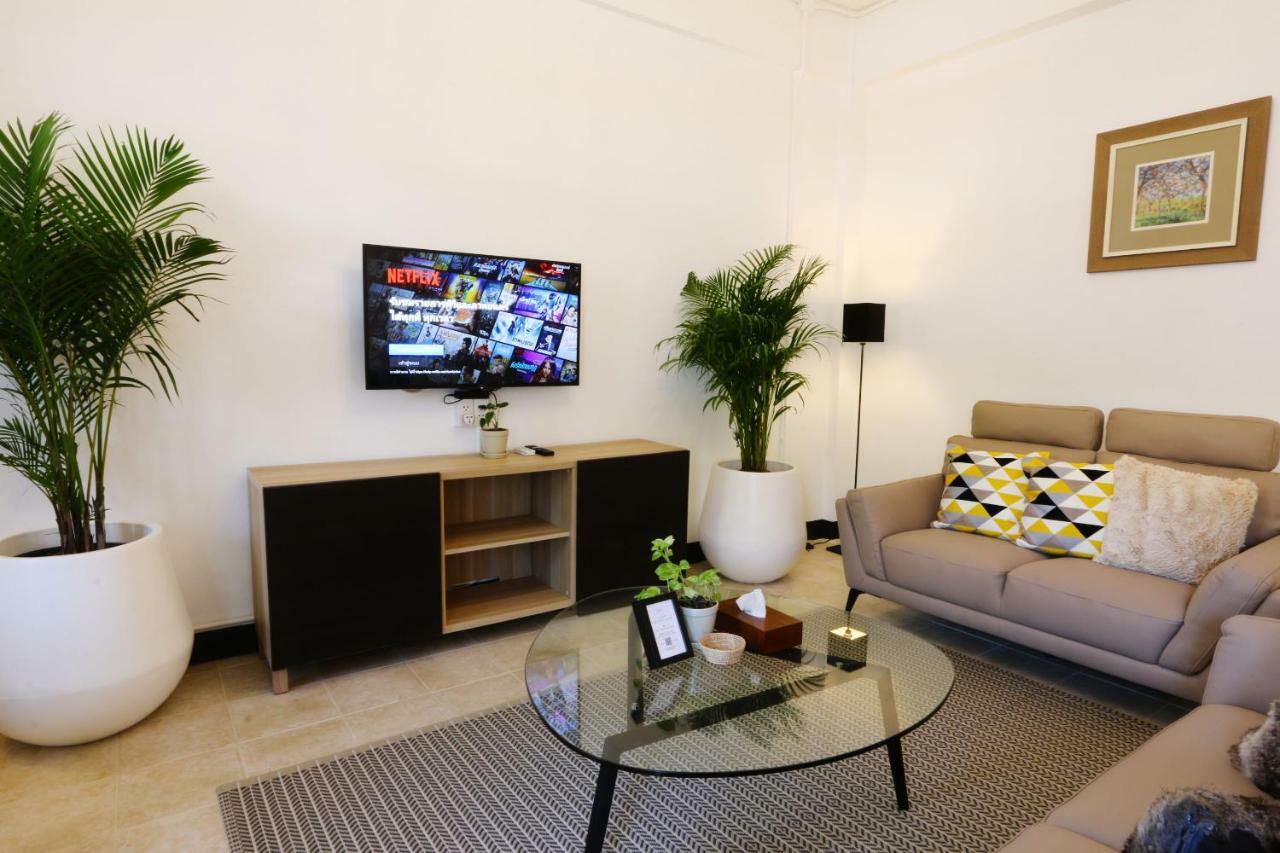 Neveu Premier Residence : Ratchada Bangkok Dış mekan fotoğraf