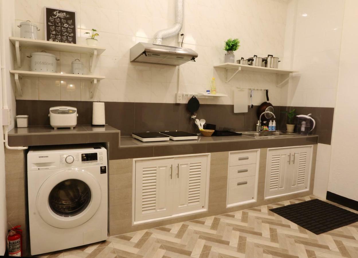 Neveu Premier Residence : Ratchada Bangkok Dış mekan fotoğraf